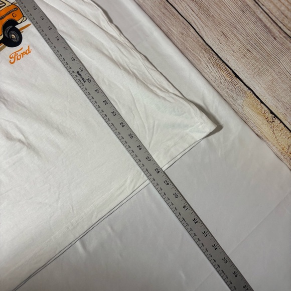 Ford Bronco Graphic Tee Size Large Retro Desert SUV Truck T Shirt - Picture 5 of 5